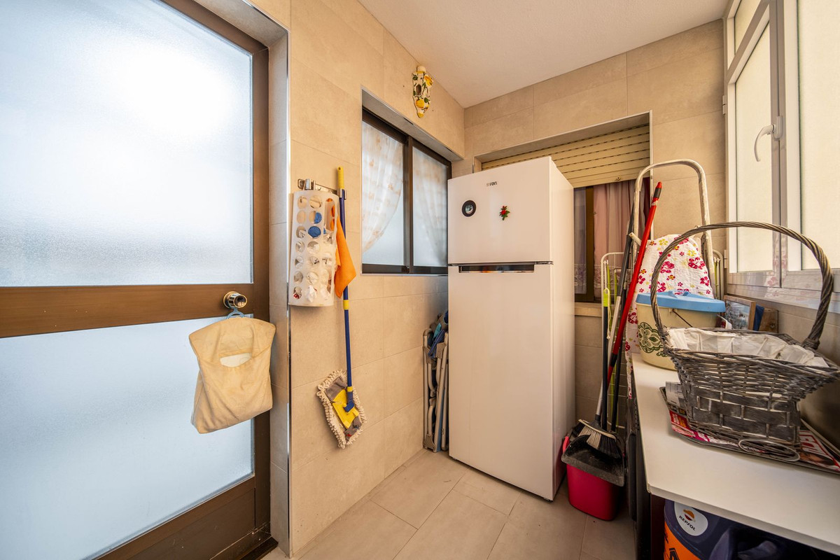 Appartement te koop in Fuengirola | 3 slaapkamers H5378356