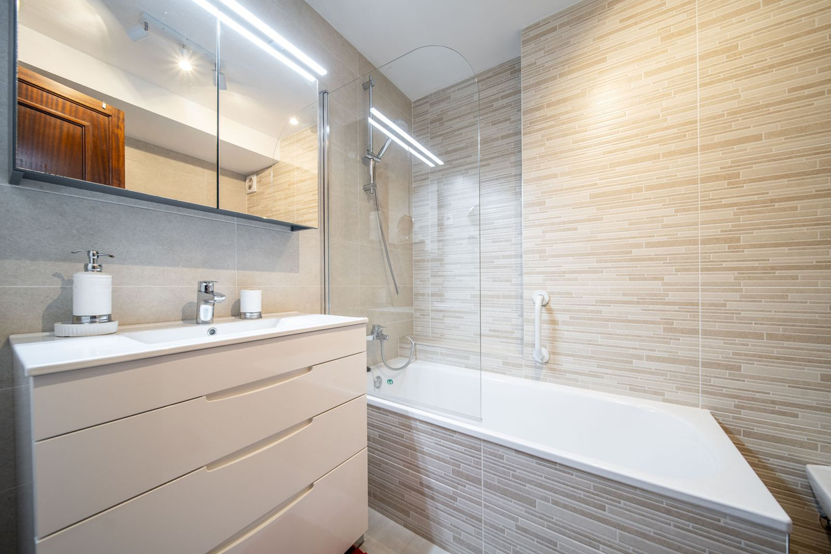 Appartement te koop in Fuengirola | 3 slaapkamers H5378356