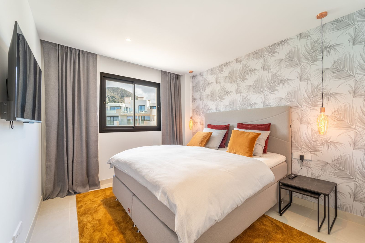 Appartement te koop in Fuengirola | 2 slaapkamers H5378713