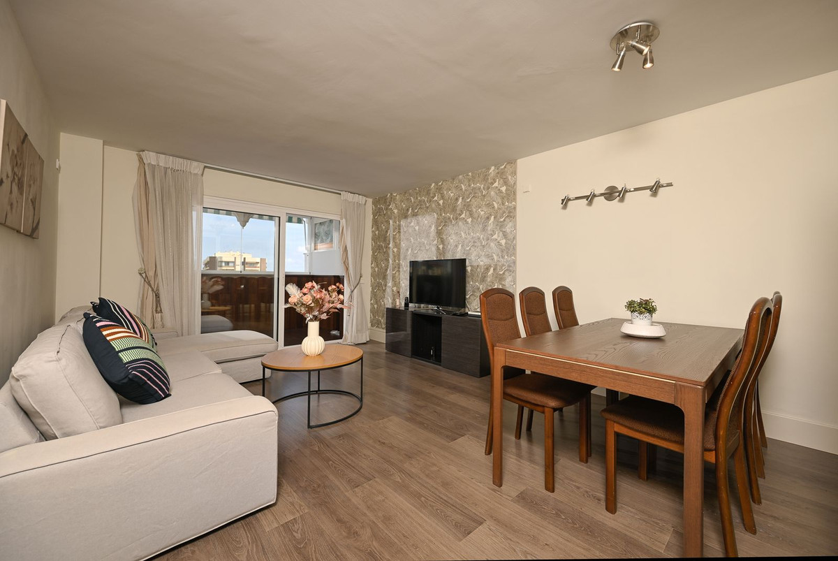 Appartement te koop in Fuengirola | 4 slaapkamers H5379088