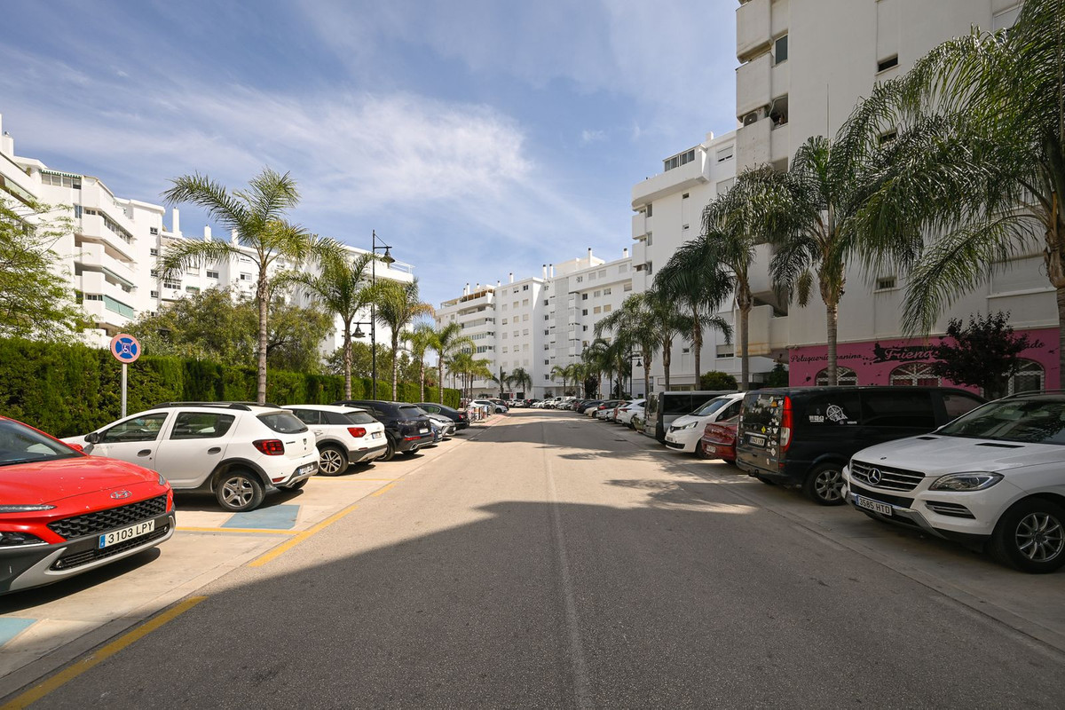 Appartement te koop in Fuengirola | 4 slaapkamers H5379088
