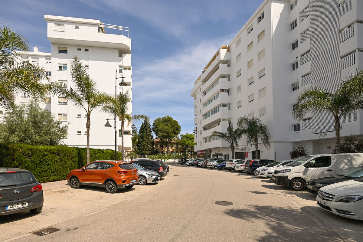 Appartement te koop in Fuengirola | 4 slaapkamers H5379088