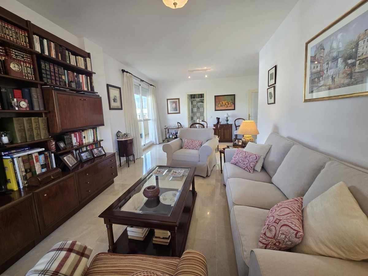 Appartement te koop in Fuengirola | 3 slaapkamers H5379145