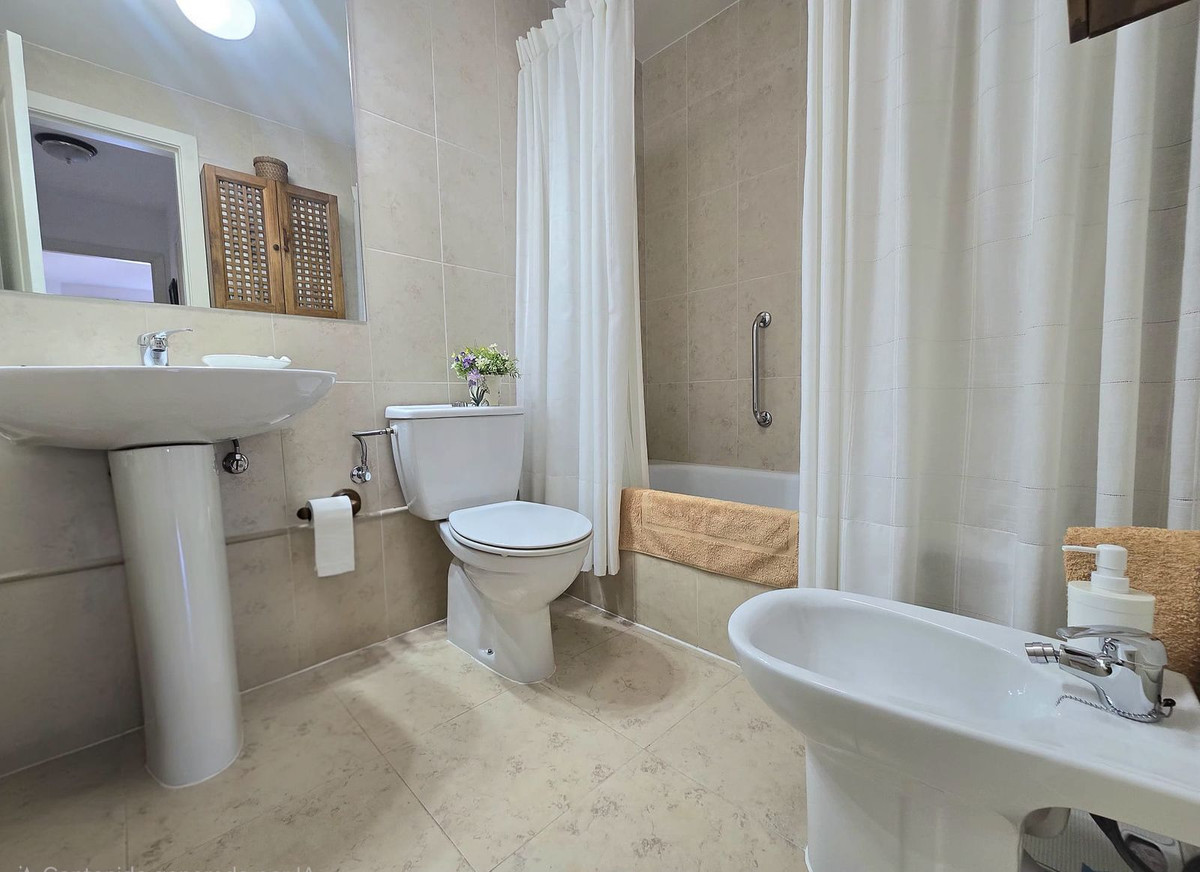 Appartement te koop in Fuengirola | 3 slaapkamers H5379145