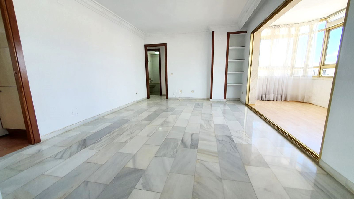 Appartement te koop in Fuengirola | 3 slaapkamers H5380912