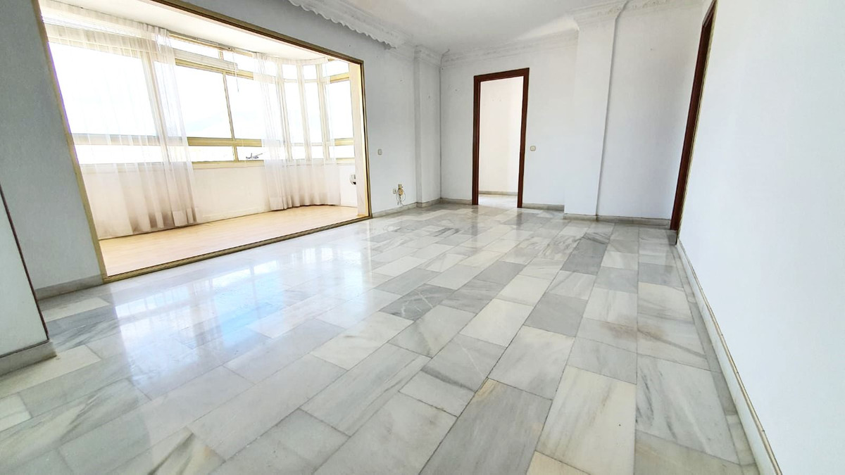 Appartement te koop in Fuengirola | 3 slaapkamers H5380912