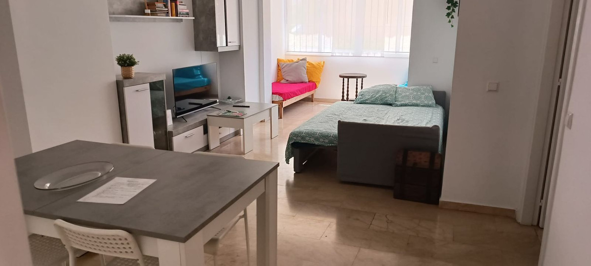 Appartement te koop in Fuengirola | 4 slaapkamers H5381848