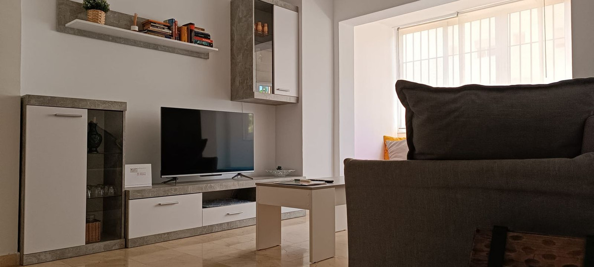 Appartement te koop in Fuengirola | 4 slaapkamers H5381848