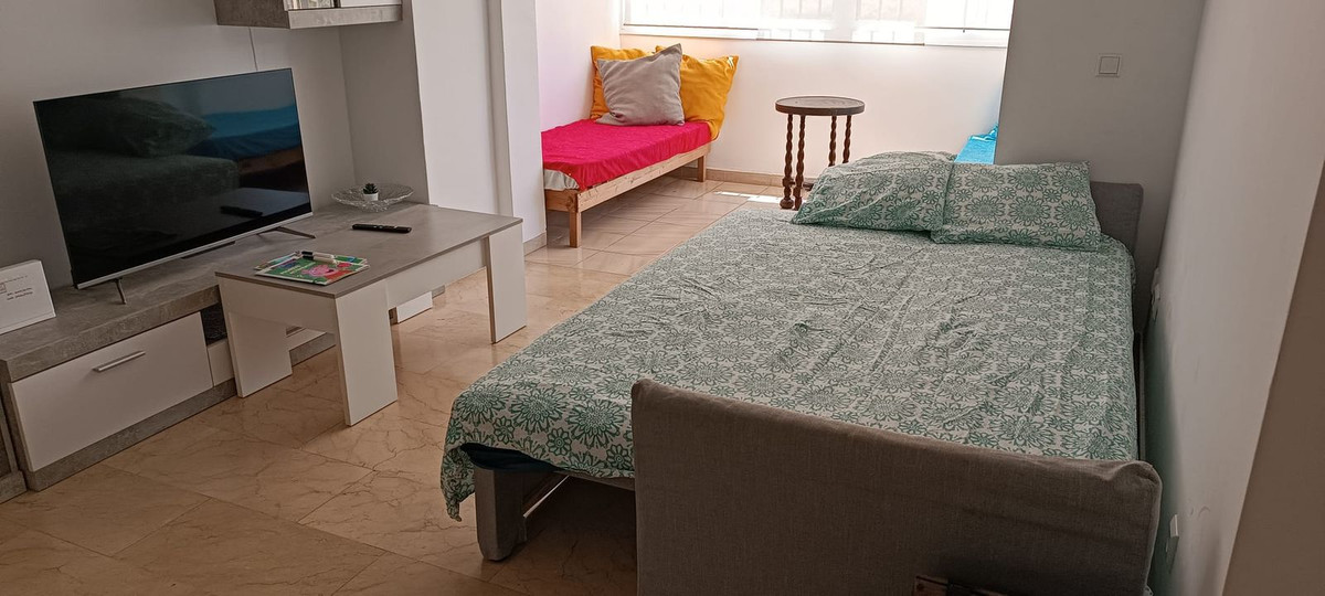 Appartement te koop in Fuengirola | 4 slaapkamers H5381848
