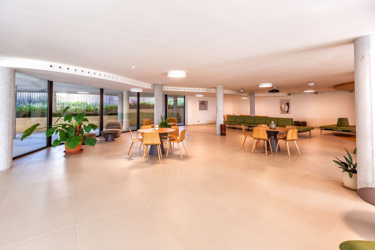 Appartement te koop in Fuengirola | 2 slaapkamers H5382079