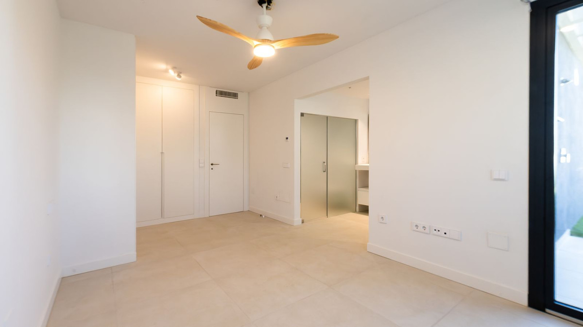 Appartement te koop in Fuengirola | 2 slaapkamers H5382580