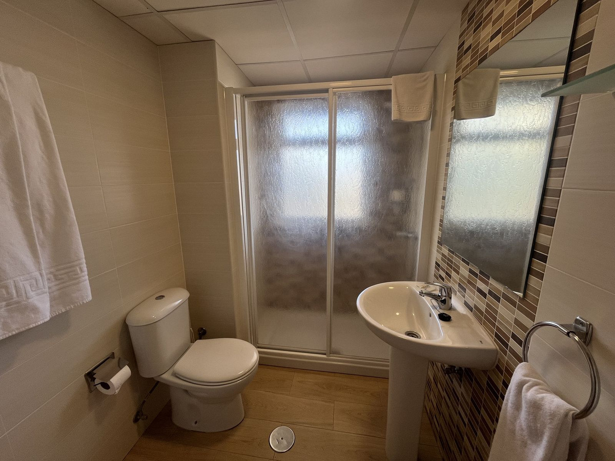 Appartement te koop in Fuengirola | 2 slaapkamers H5383645