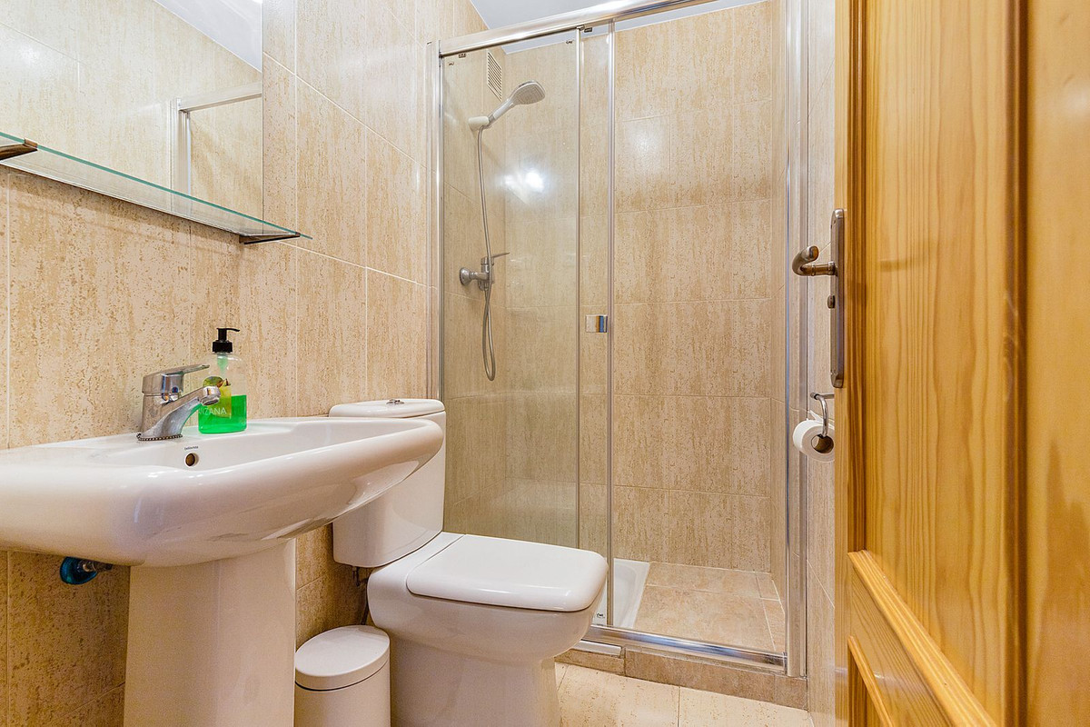 Appartement te koop in Fuengirola | 2 slaapkamers H5388016