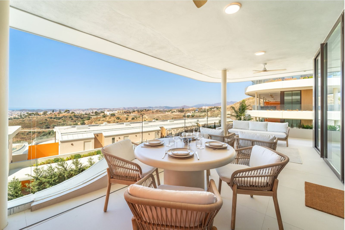 Appartement te koop in Fuengirola | 2 slaapkamers H5388841
