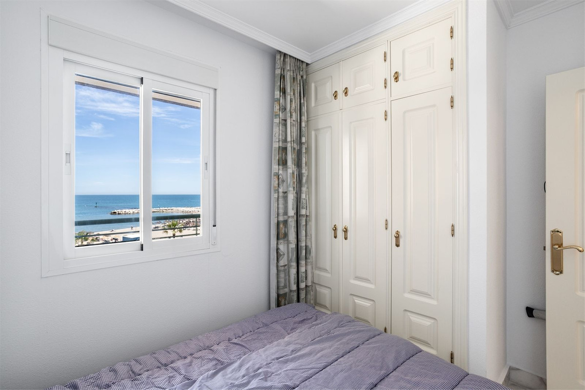 Appartement te koop in Fuengirola | 4 slaapkamers H5392921