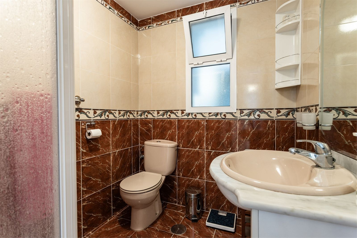 Appartement te koop in Fuengirola | 4 slaapkamers H5392921