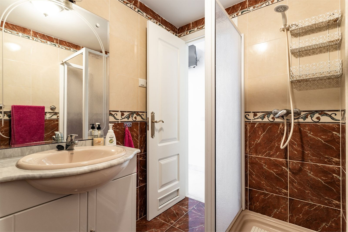 Appartement te koop in Fuengirola | 4 slaapkamers H5392921
