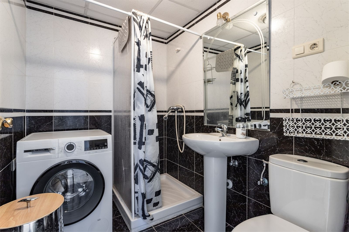 Appartement te koop in Fuengirola | 4 slaapkamers H5392921