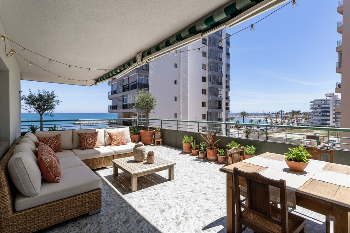 Appartement te koop in Fuengirola | 4 slaapkamers H5392921