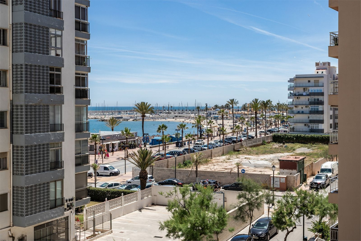 Appartement te koop in Fuengirola | 4 slaapkamers H5392921
