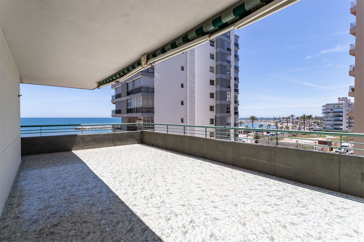 Appartement te koop in Fuengirola | 4 slaapkamers H5392921