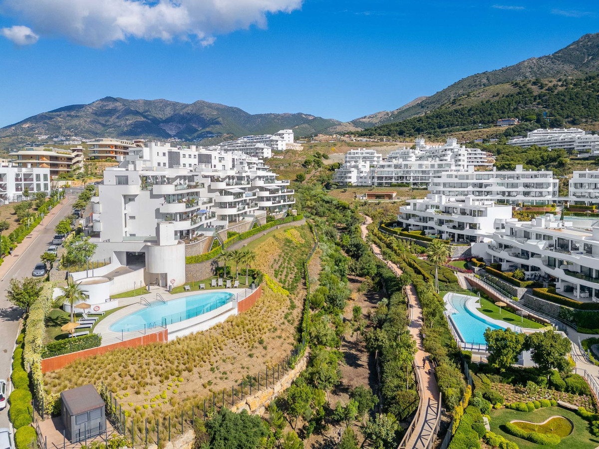 Appartement te koop in Fuengirola | 2 slaapkamers H5393380
