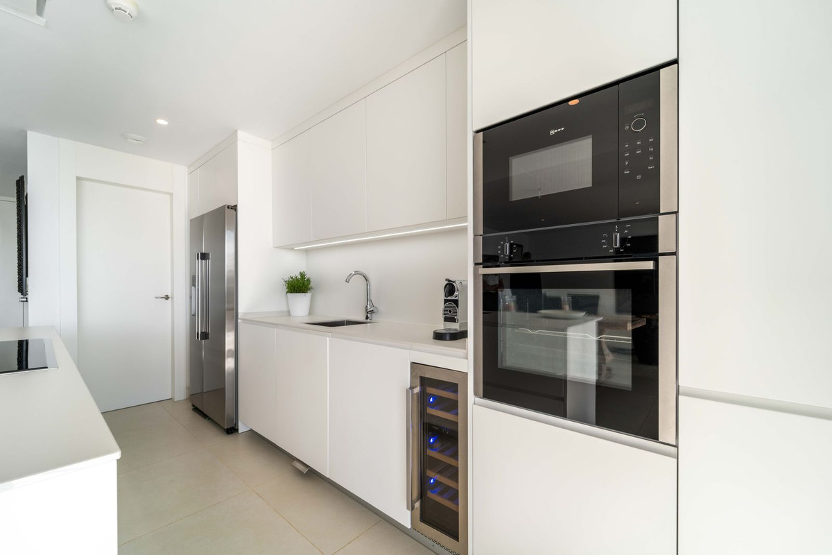 Appartement te koop in Fuengirola | 2 slaapkamers H5393380