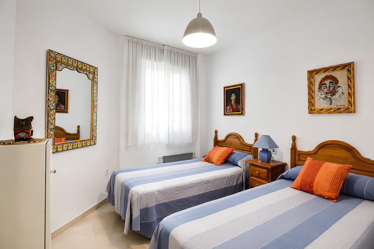 Appartement te koop in Fuengirola | 2 slaapkamers H5394280