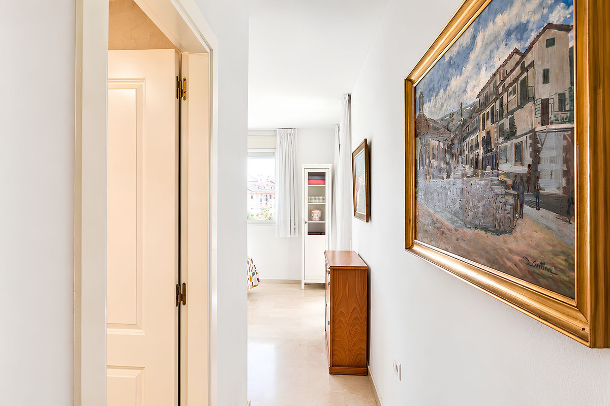 Appartement te koop in Fuengirola | 2 slaapkamers H5394280
