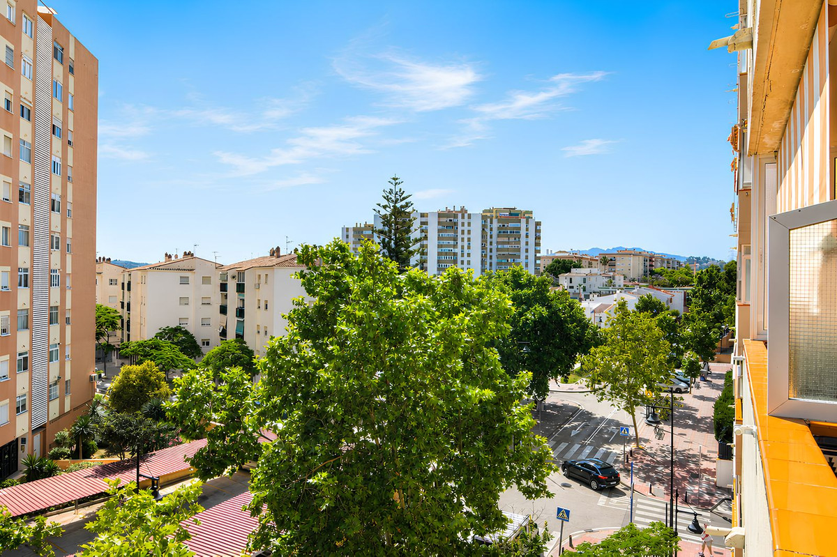 Appartement te koop in Fuengirola | 2 slaapkamers H5394280
