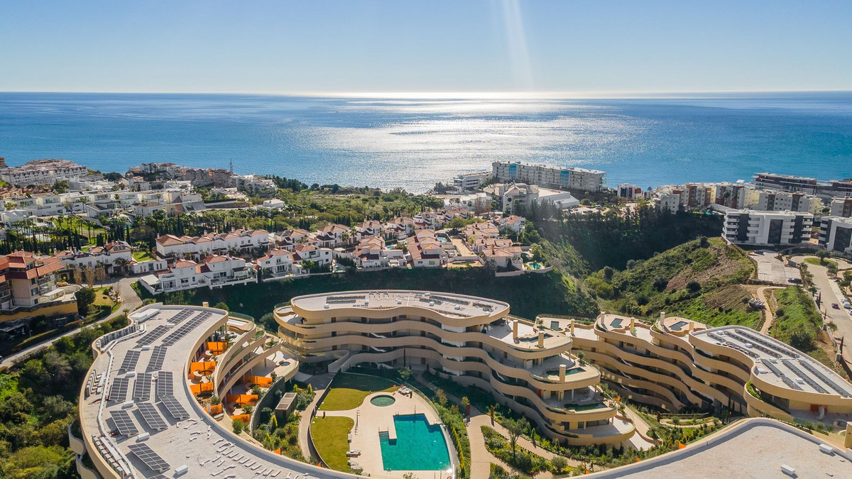 Appartement te koop in Fuengirola | 2 slaapkamers H5396527