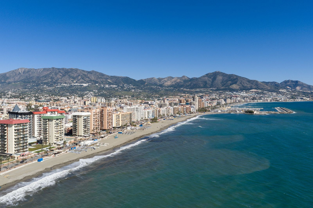 Appartement te koop in Fuengirola | 2 slaapkamers H5398648