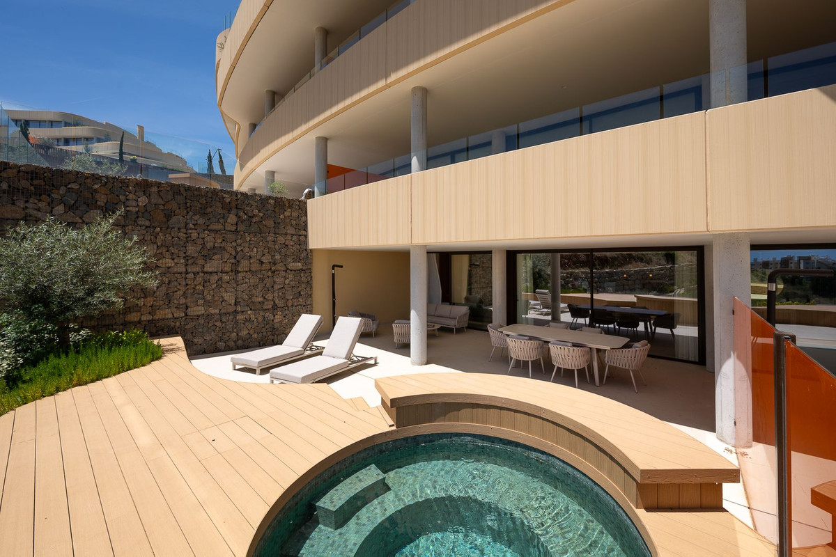 Appartement te koop in Fuengirola | 2 slaapkamers H5399740