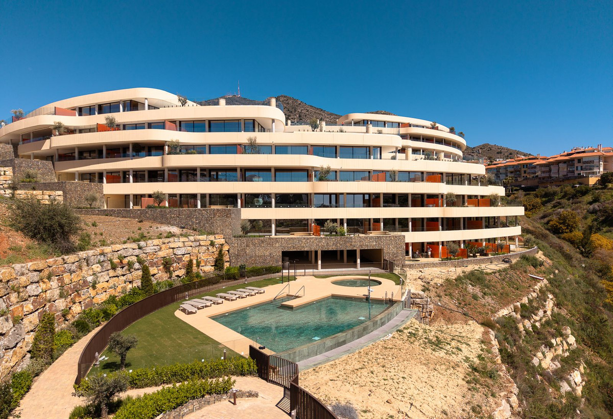 Appartement te koop in Fuengirola | 2 slaapkamers H5399740