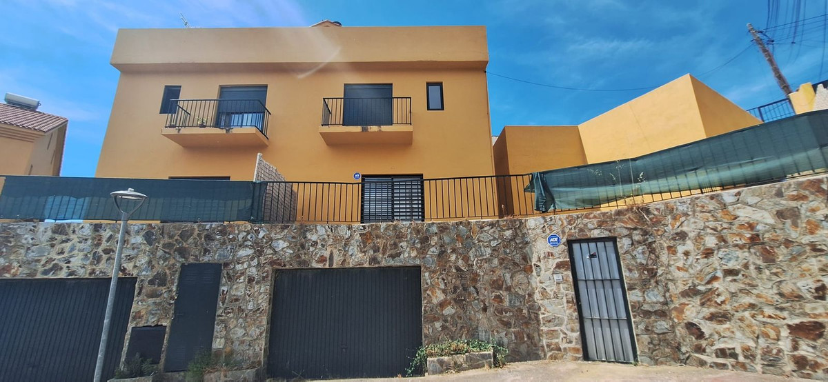 Appartement te koop in Fuengirola | 3 slaapkamers H5401153