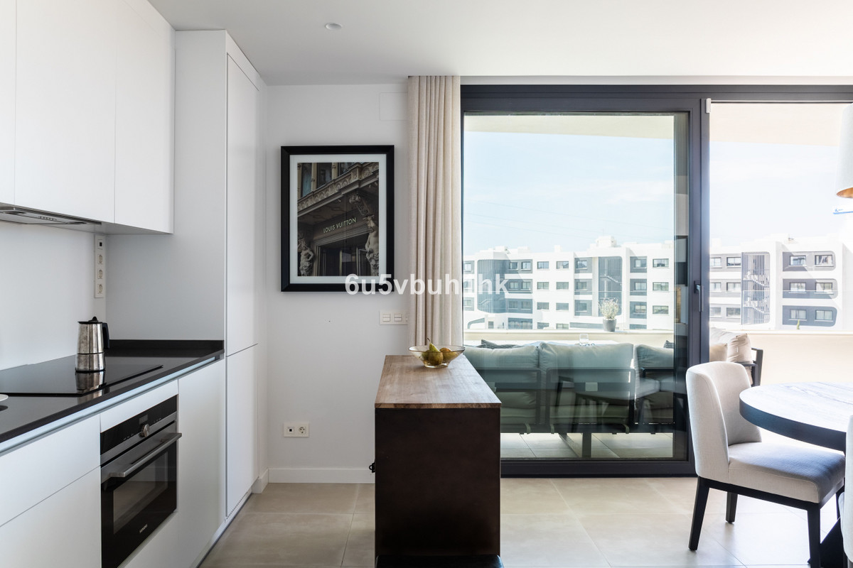 Appartement te koop in Fuengirola | 2 slaapkamers H5406988
