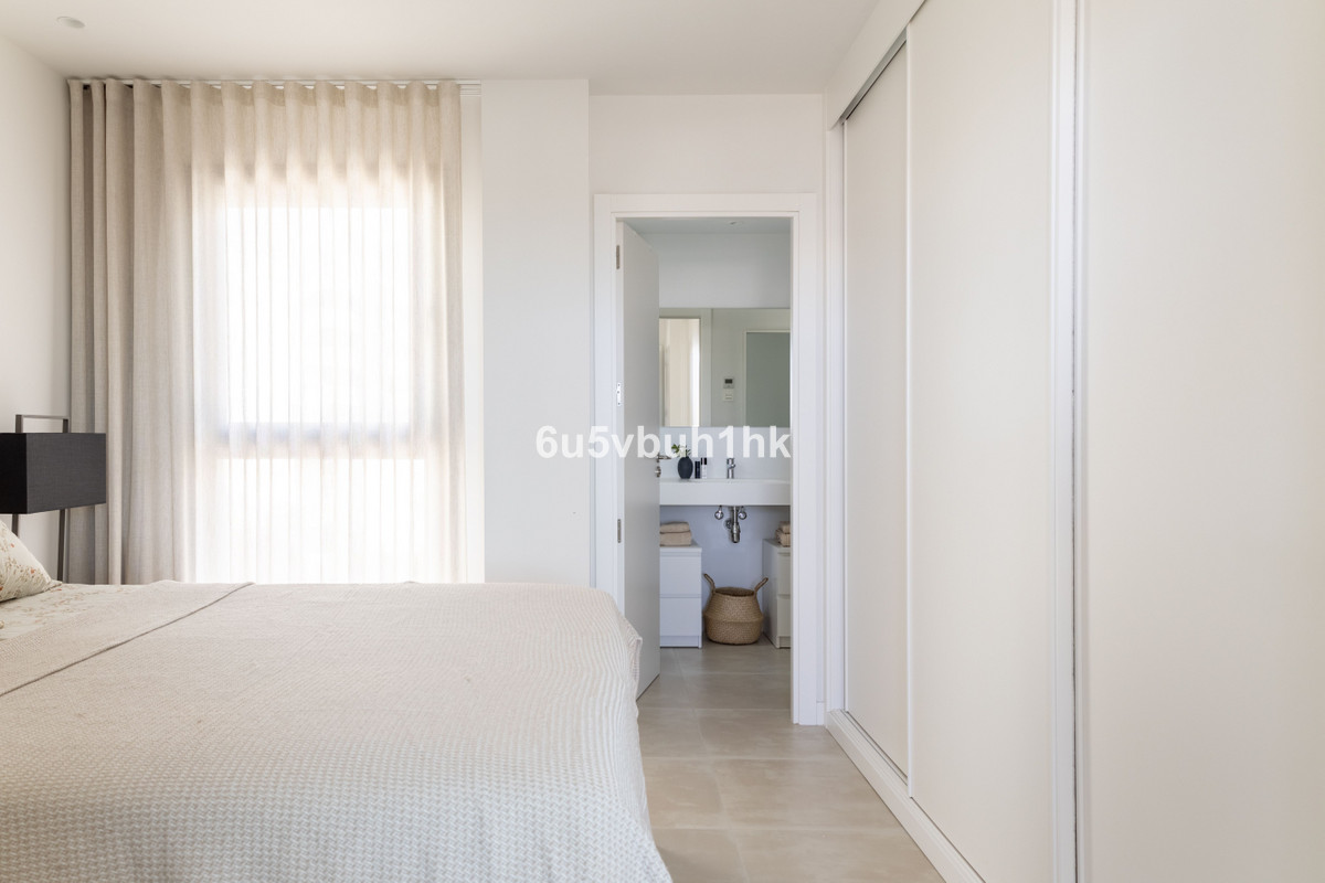 Appartement te koop in Fuengirola | 2 slaapkamers H5406988