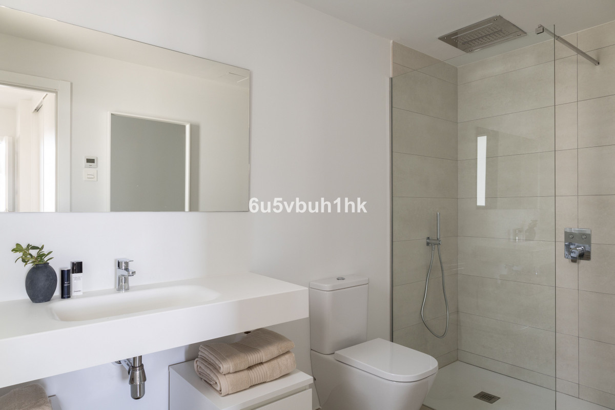 Appartement te koop in Fuengirola | 2 slaapkamers H5406988