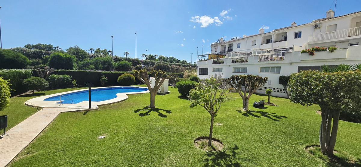 Appartement te koop in Fuengirola | 4 slaapkamers H5407006