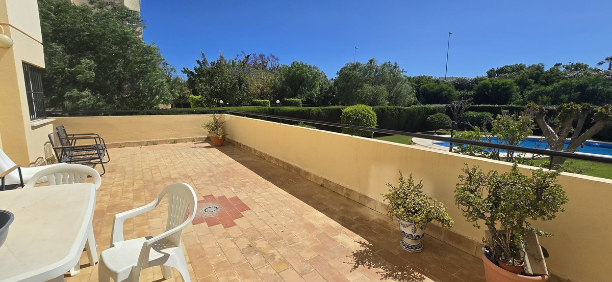 Appartement te koop in Fuengirola | 4 slaapkamers H5407006