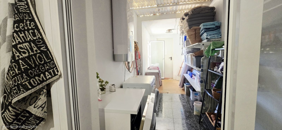 Appartement te koop in Fuengirola | 4 slaapkamers H5407006