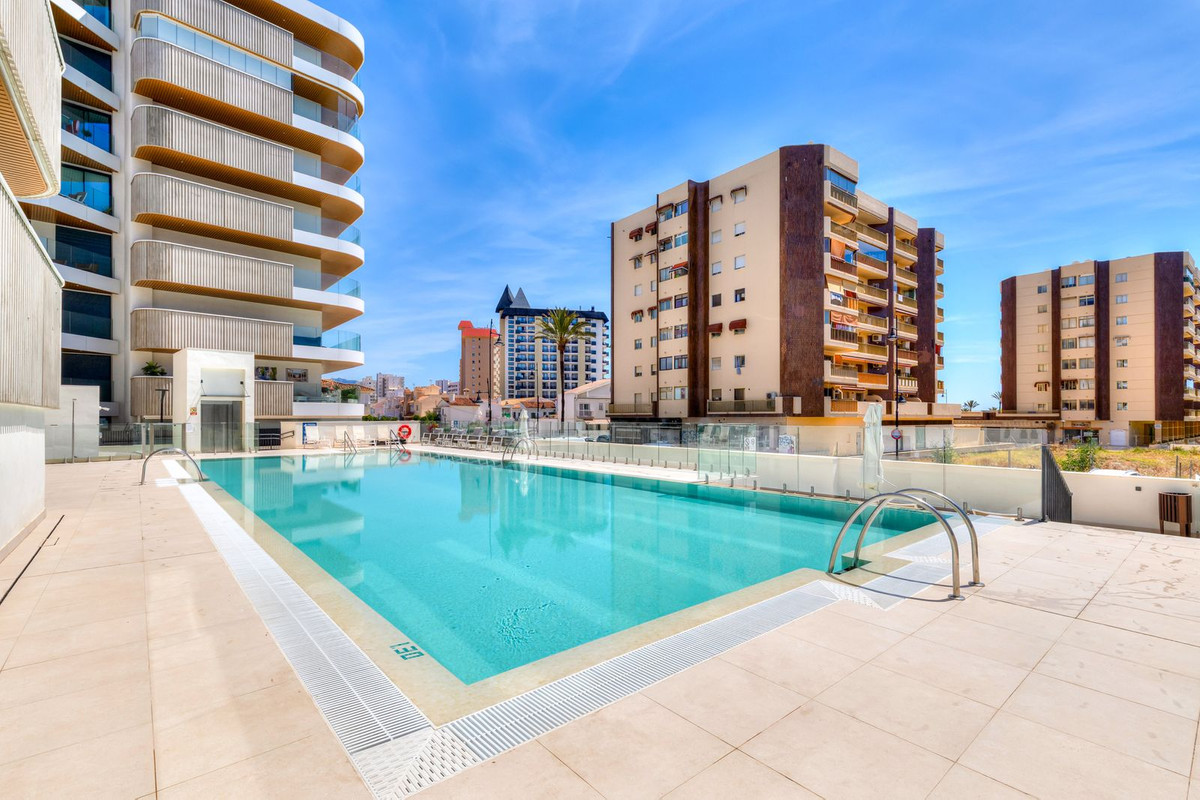 Appartement te koop in Fuengirola | 2 slaapkamers H5407987