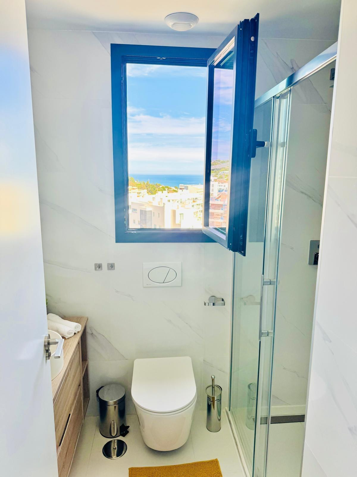 Appartement te koop in Fuengirola | 3 slaapkamers H5411281