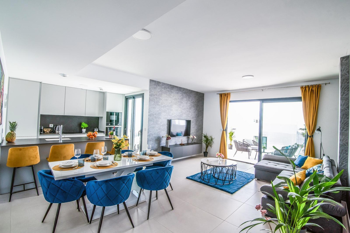 Appartement te koop in Fuengirola | 3 slaapkamers H5411281