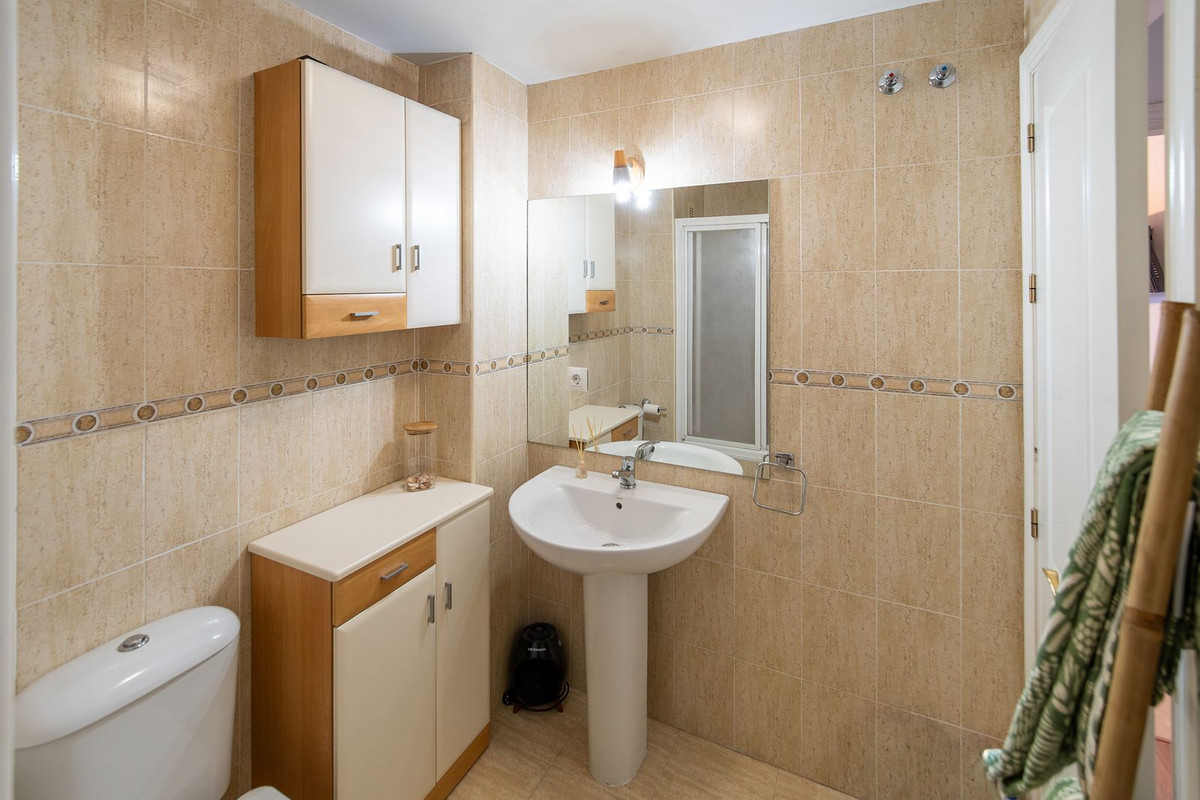 Appartement te koop in Fuengirola | 2 slaapkamers H5411668