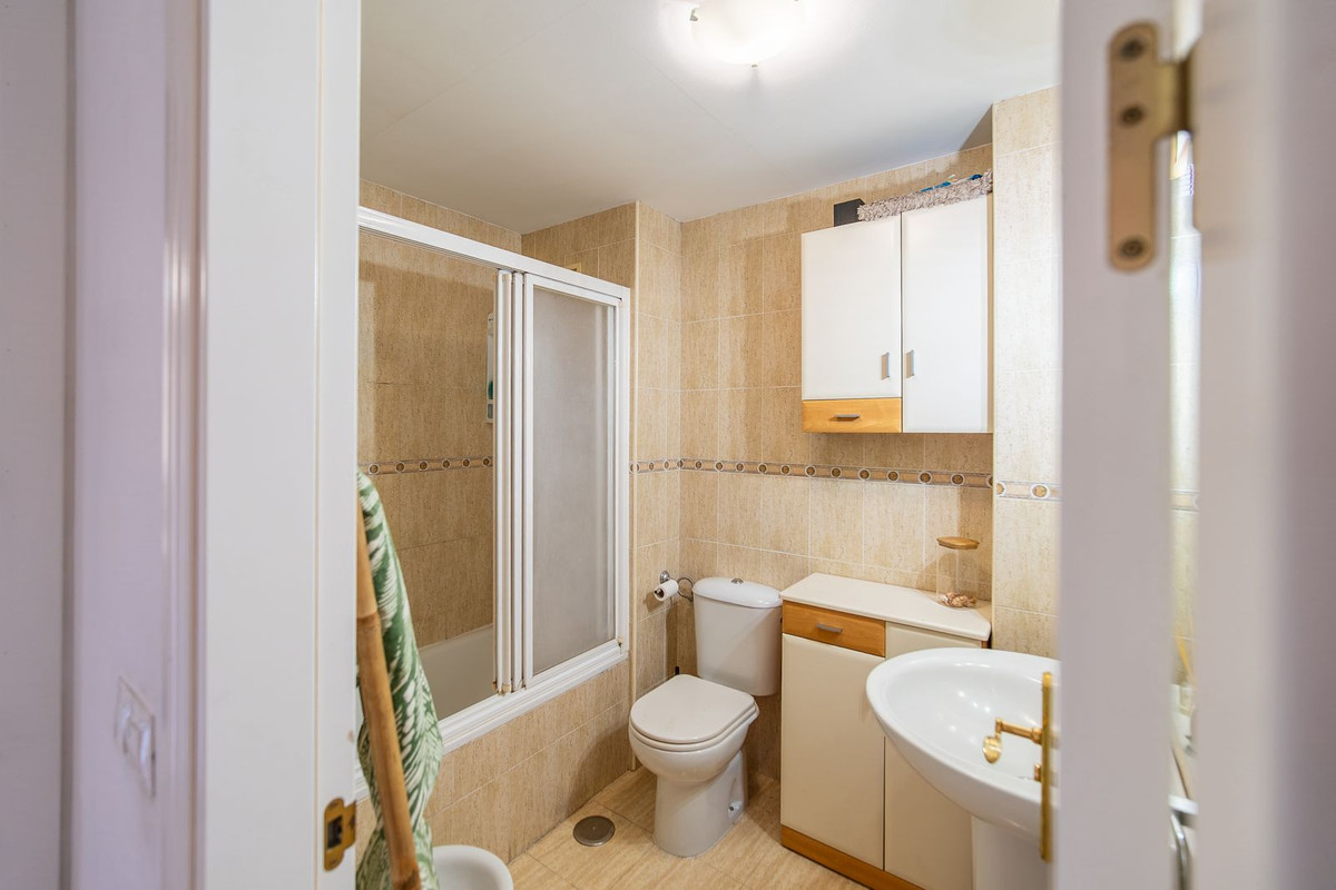 Appartement te koop in Fuengirola | 2 slaapkamers H5411668