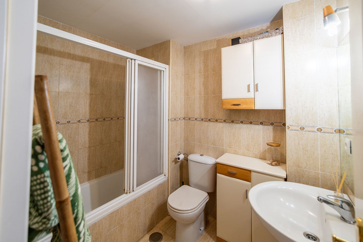 Appartement te koop in Fuengirola | 2 slaapkamers H5411668