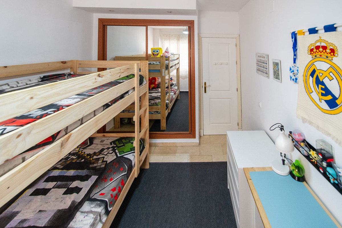 Appartement te koop in Fuengirola | 2 slaapkamers H5411668