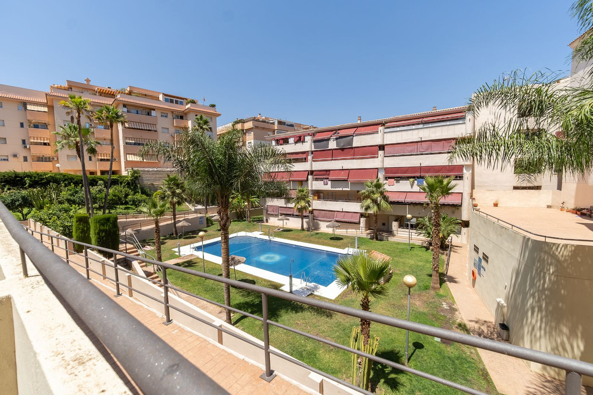 Appartement te koop in Fuengirola | 2 slaapkamers H5411668