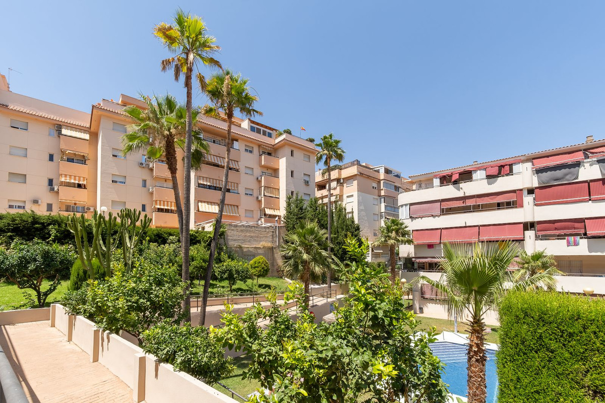 Appartement te koop in Fuengirola | 2 slaapkamers H5411668